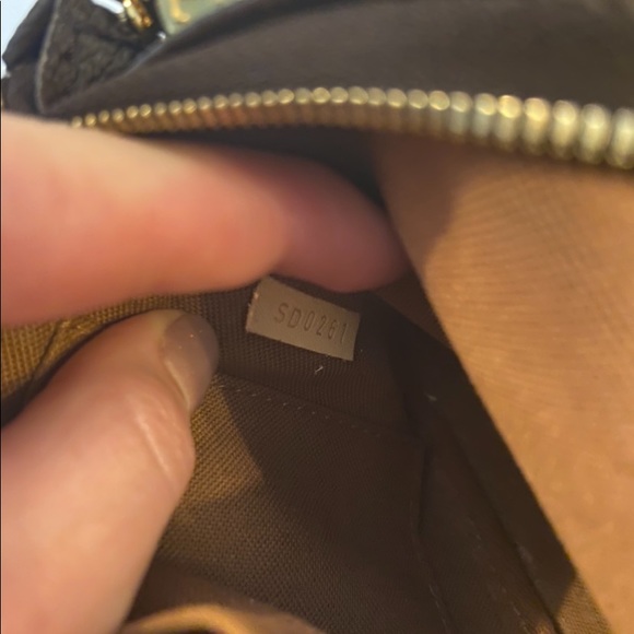 Louis Vuitton Pochette Métis Accessories with Khaki green strap . 100 %authentic - Picture 2 of 8